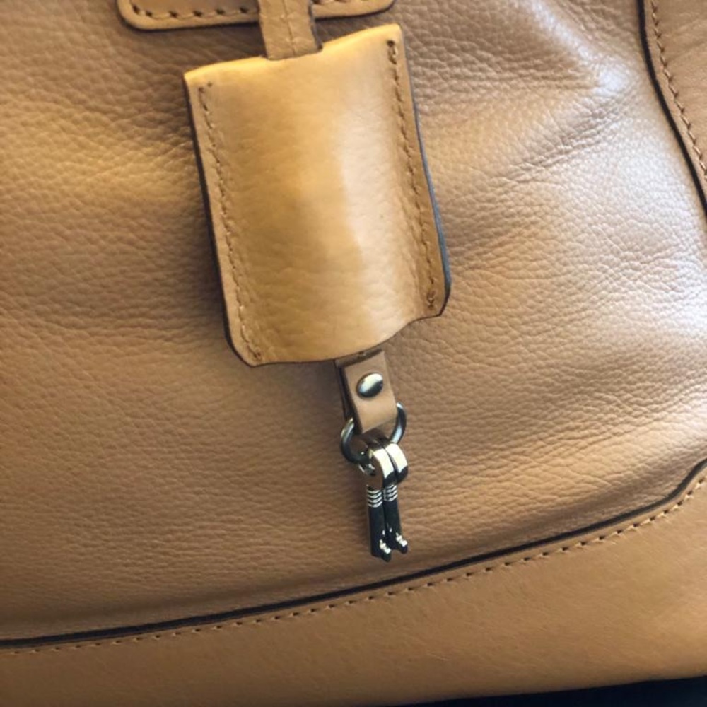 Modalu Handbag - Picture 7 of 12